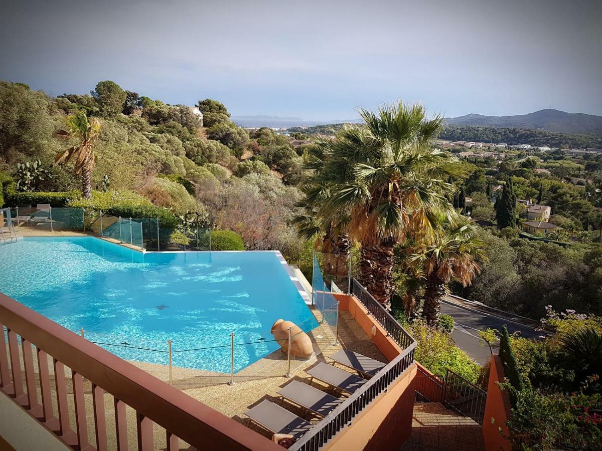 Apartmán Les Terrasses Bormes-les-Mimosas Exteriér fotografie